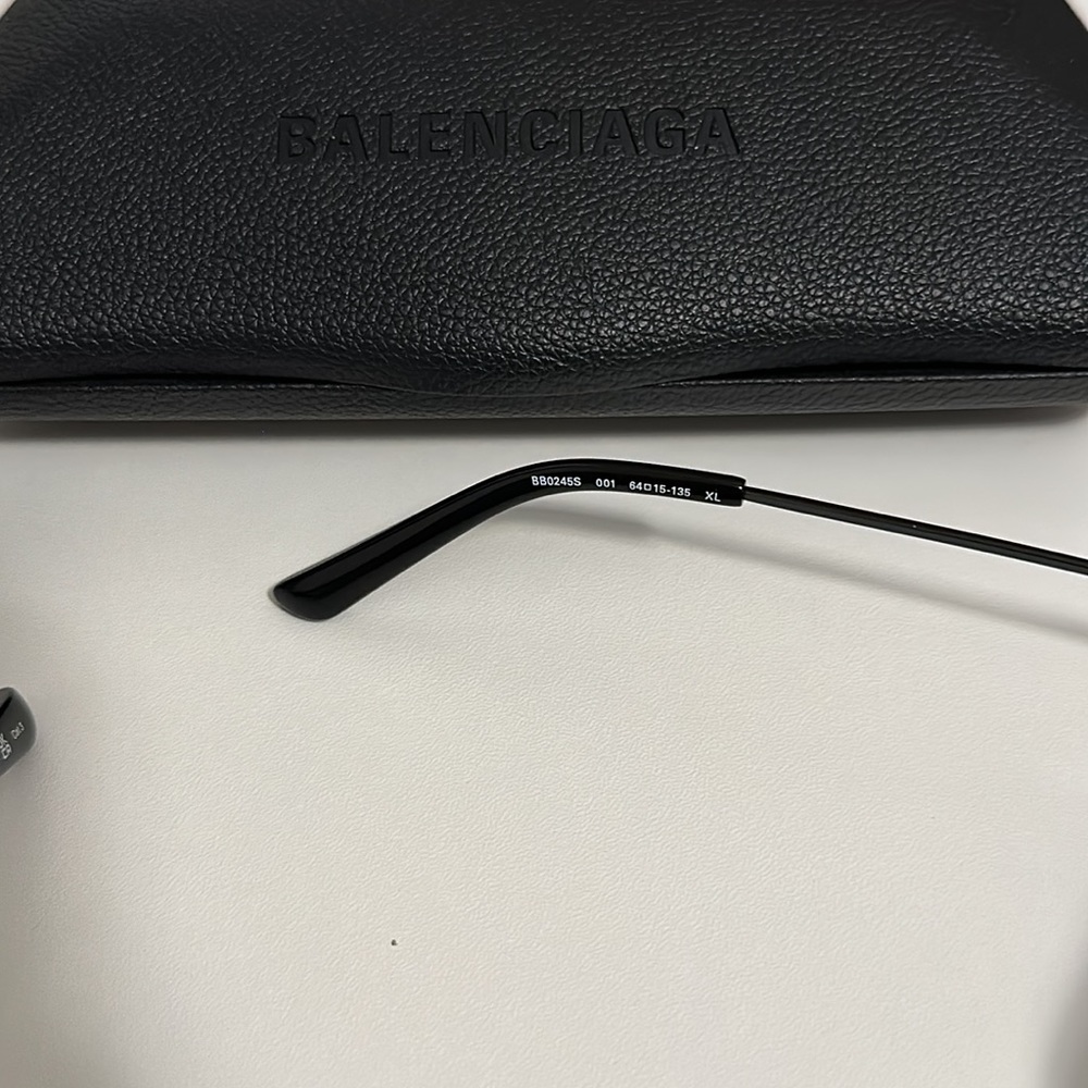 Balenciaga oval sunglasses - Picture 3 of 5